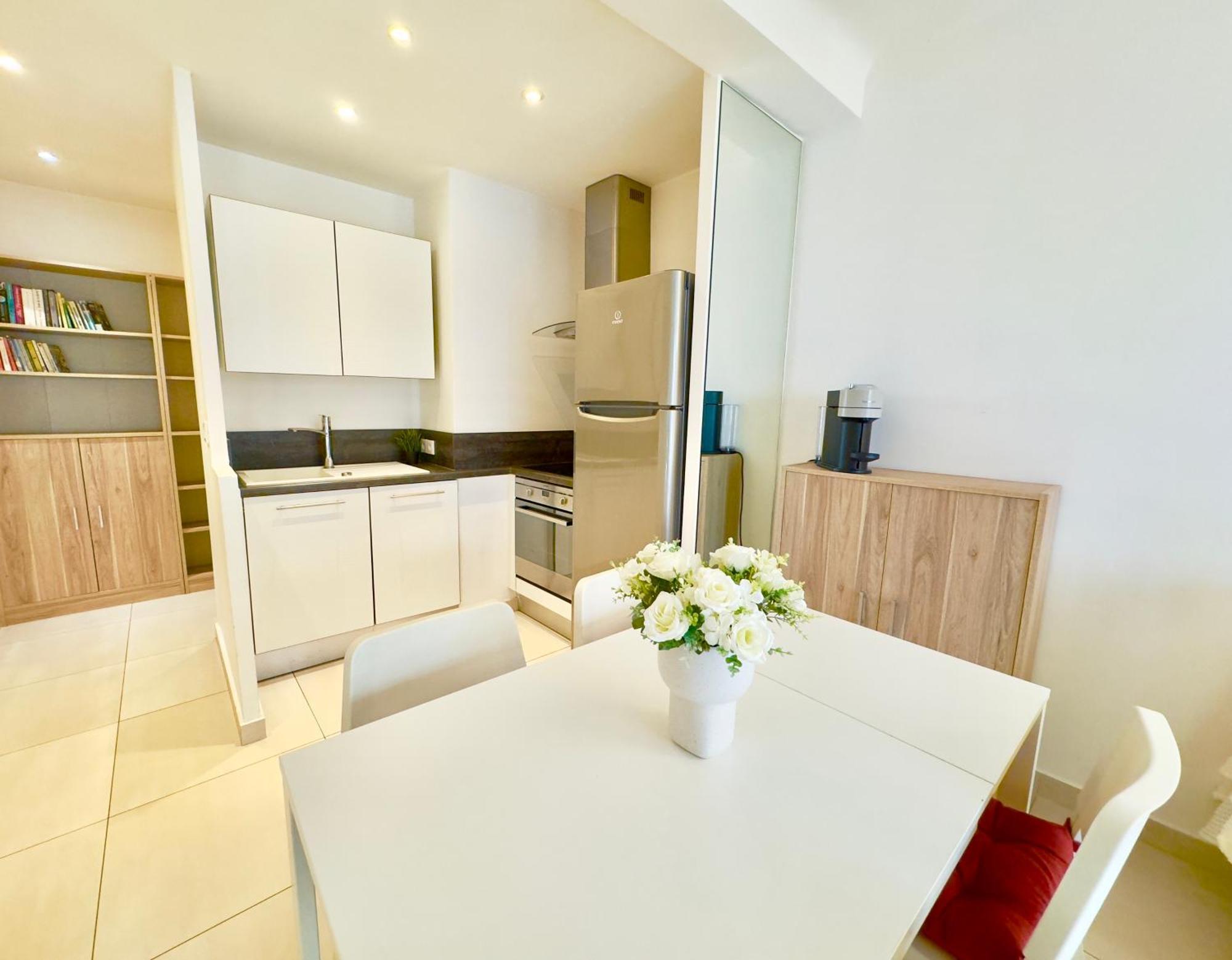 Superbe Appartement Avec Terrasse 1Mn Des Plages De La Croisette Cannes Exterior foto
